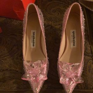 They are size 7 1/2 never been worn just ordered in the box brand new